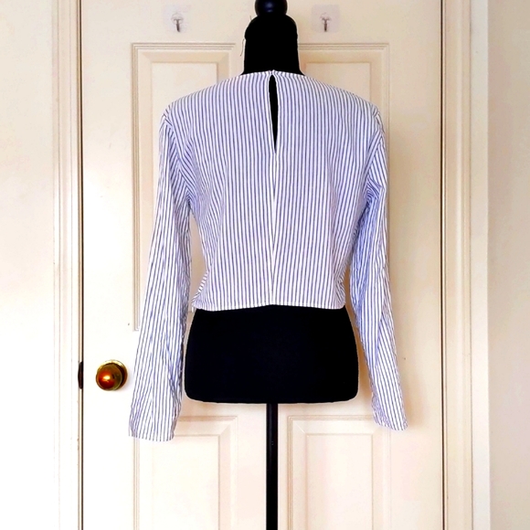 NWOT. Zara Cotton Linen Viscose Long Sleeve Cropped Stripe Top with front design - Picture 2 of 4